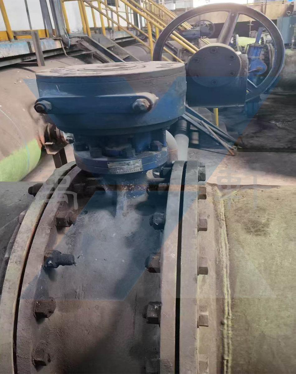 化工厂污水管道DN900 法兰蝶阀定制青青草免费观看视频，助力蝶阀驱动装置新老交替(图1)